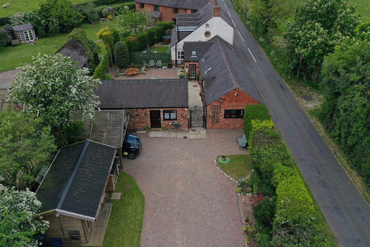 High View Cottage Uttoxeter Exterior foto
